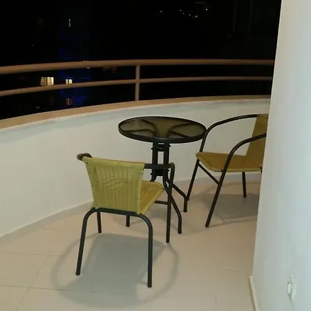 A Beautiful Flat By The Sea Appartamento
